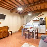Gorgeous In Castiglion Fiorentino